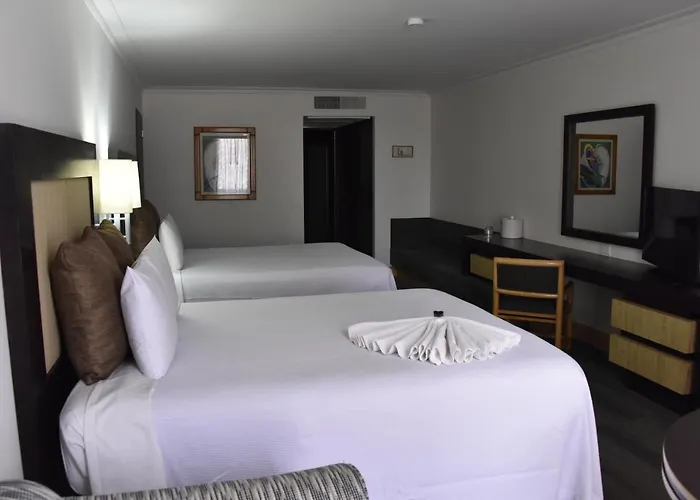 Royal Reforma Hotel 4*