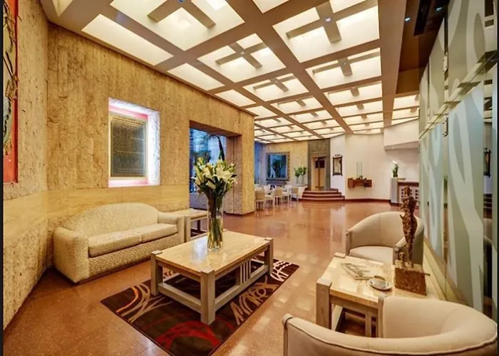 Royal Reforma Hotel 4*